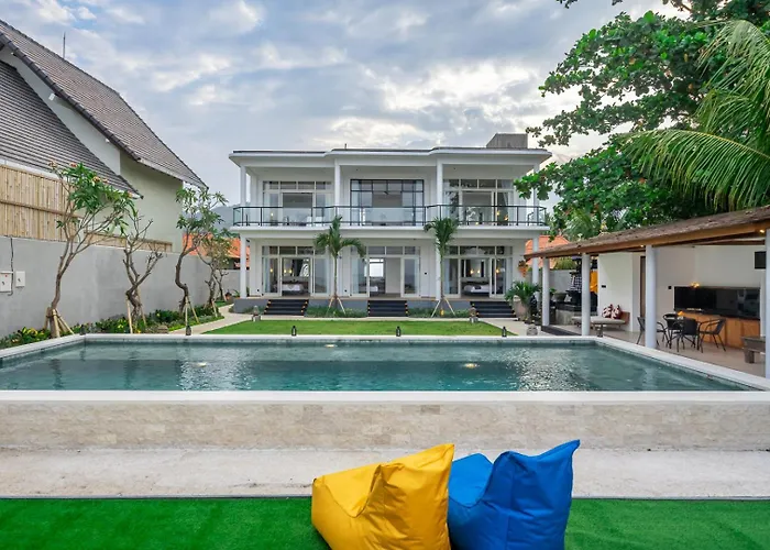 The Cokelat Villa Amed